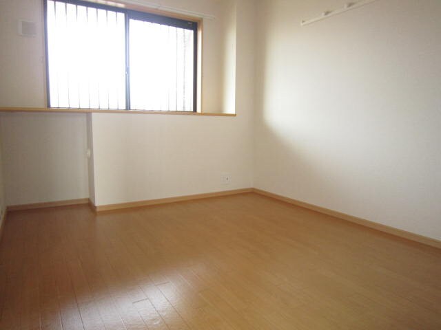 物件内観写真11　(居室)