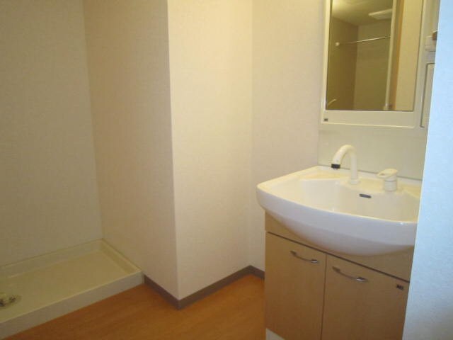 物件内観写真12　(洗面)