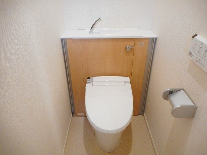 物件内観写真10　(トイレ)