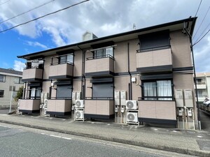 アバンサ－ル一社外観写真