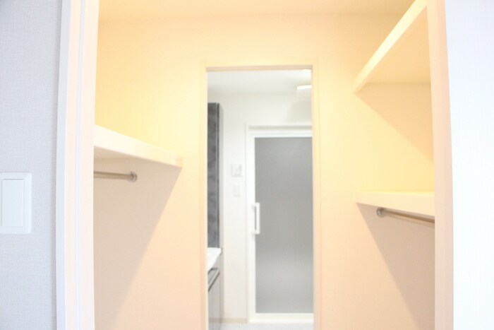 物件内観写真11　(収納)