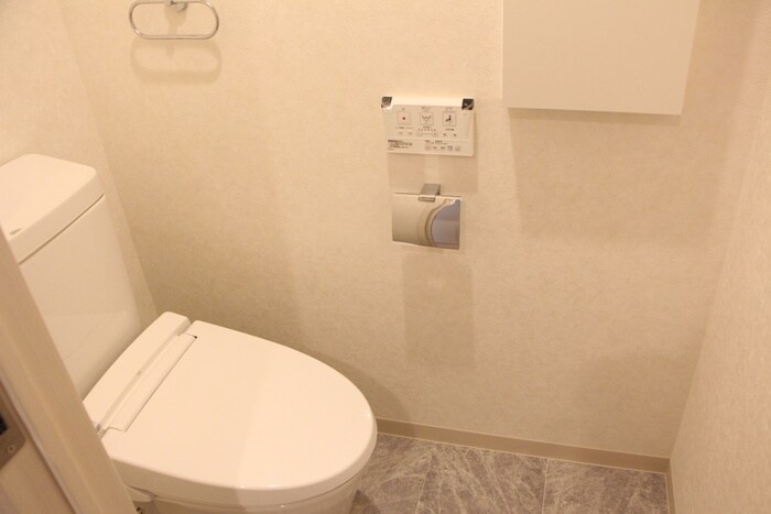 物件内観写真13　(トイレ)