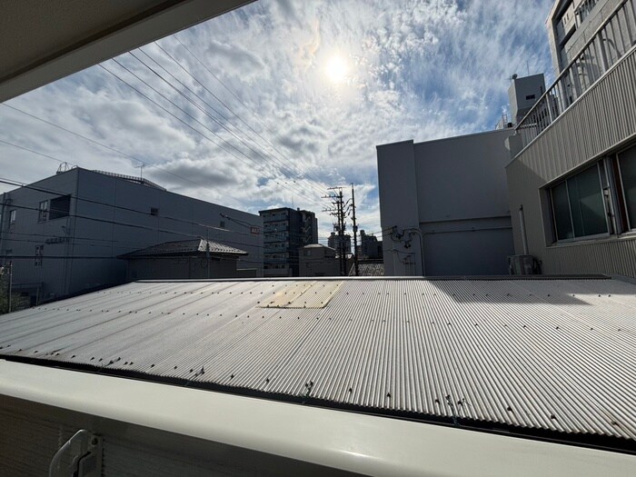 物件内観写真11　(室内からの展望)