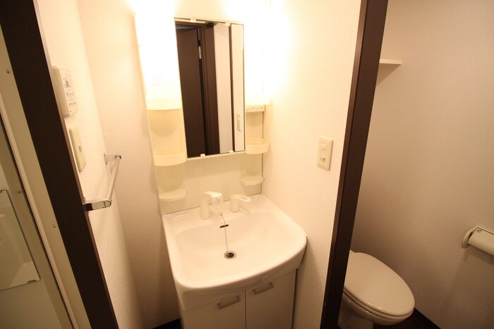 物件内観写真13　(洗面)