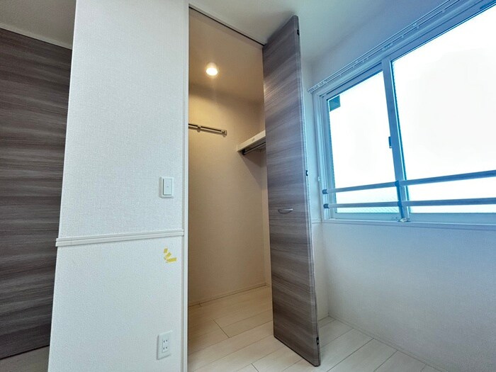 物件内観写真13　(収納)