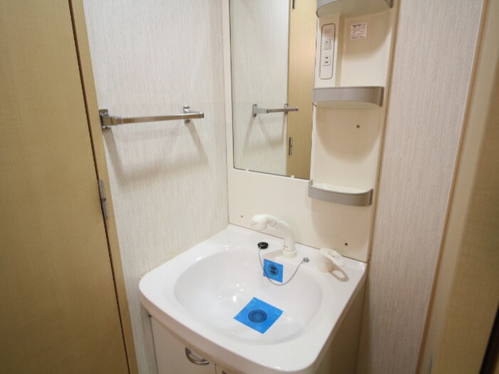 物件内観写真8　(洗面)