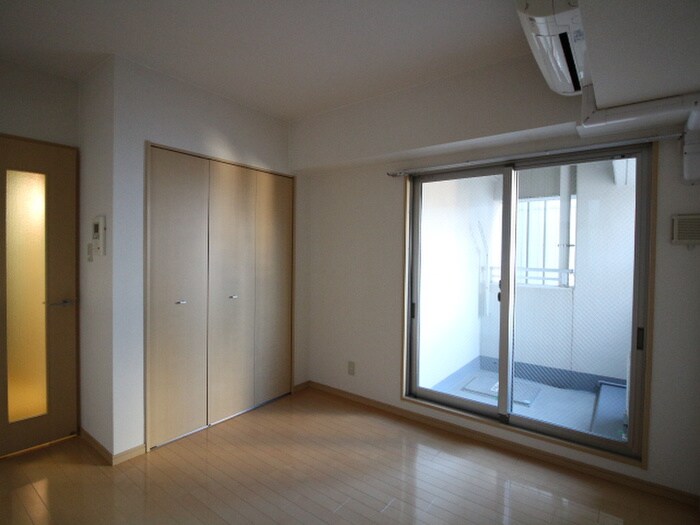 物件内観写真13　(居室)