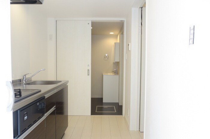 物件内観写真8　(廊下)