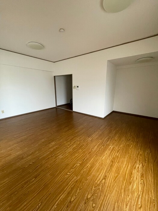 物件内観写真12　(居室)