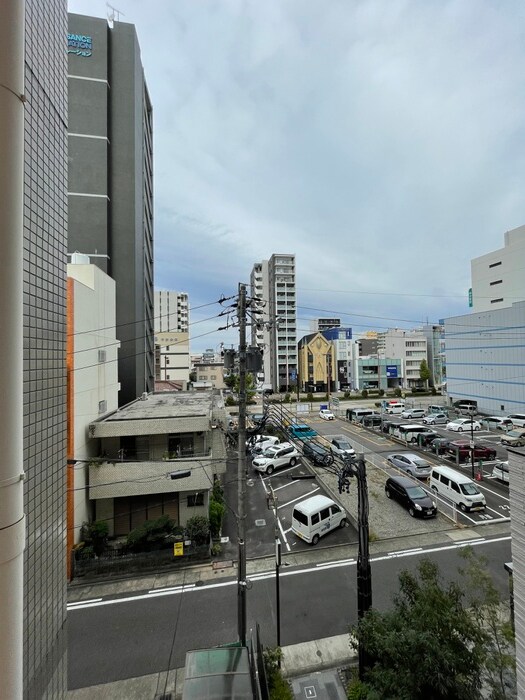 物件内観写真22　(室内からの展望)