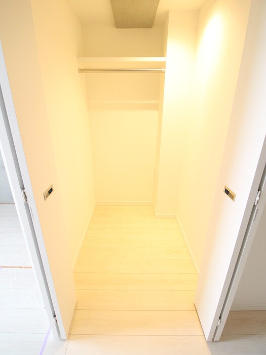 物件内観写真18　(収納)