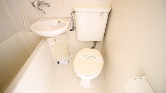 物件内観写真11　(トイレ)