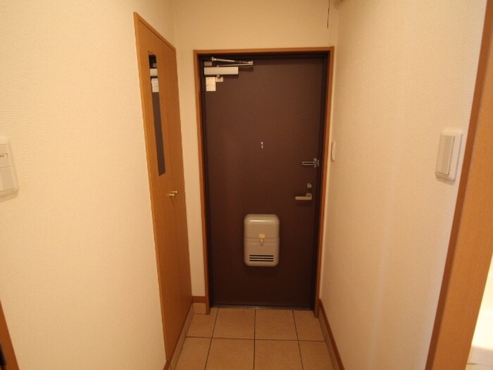 物件内観写真20　(玄関)