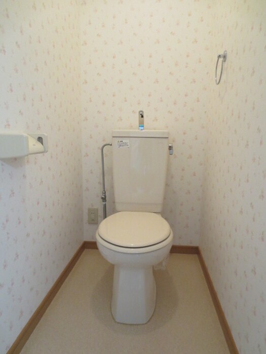 物件内観写真11　(トイレ)