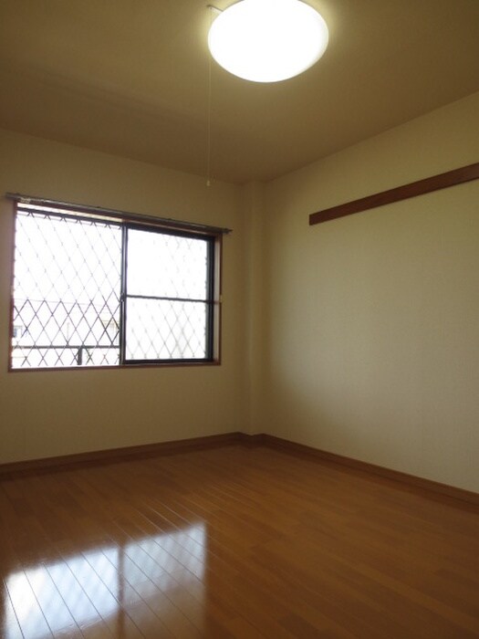 物件内観写真13　(居室)