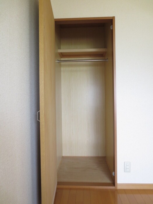 物件内観写真15　(収納)