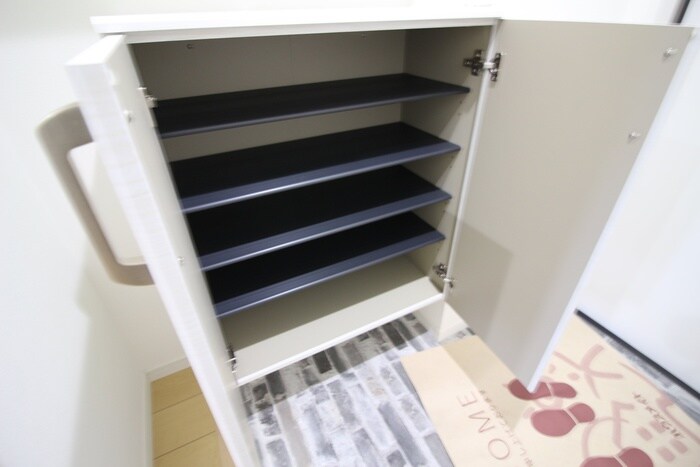 物件内観写真13　(靴箱)