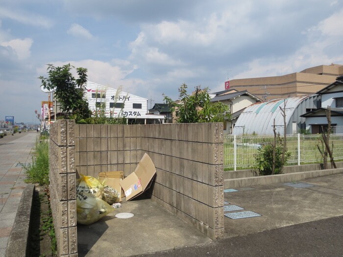 物件外観写真4　(その他)