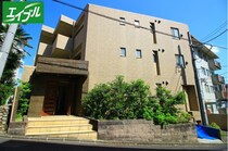 ハイリスベーネ池下の外観写真