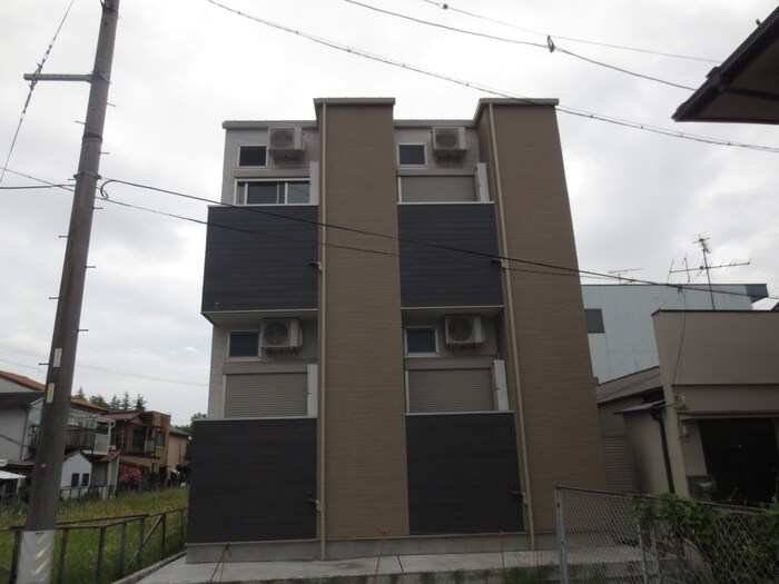 物件外観写真2　(外観写真)