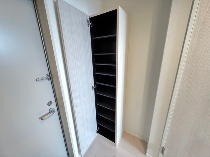 物件内観写真16　(靴箱)