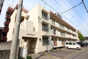 第２中日ビル外観写真