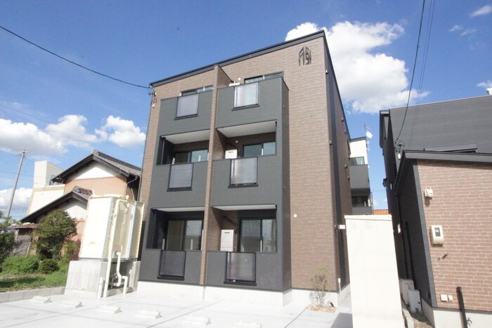 物件外観写真1　(外観写真)