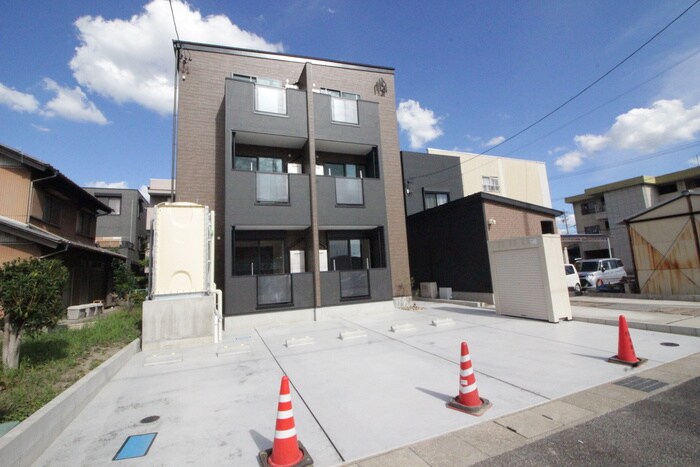 物件外観写真5　(外観写真)