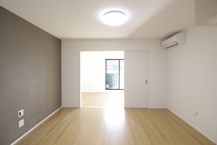 物件内観写真18　(居室)