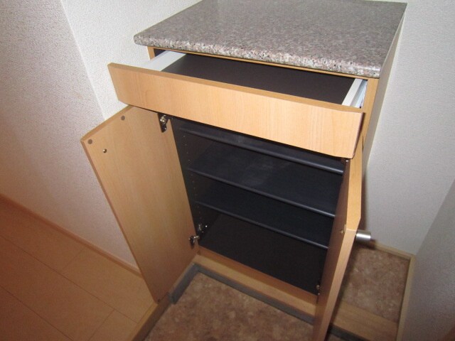 物件内観写真13　(靴箱)