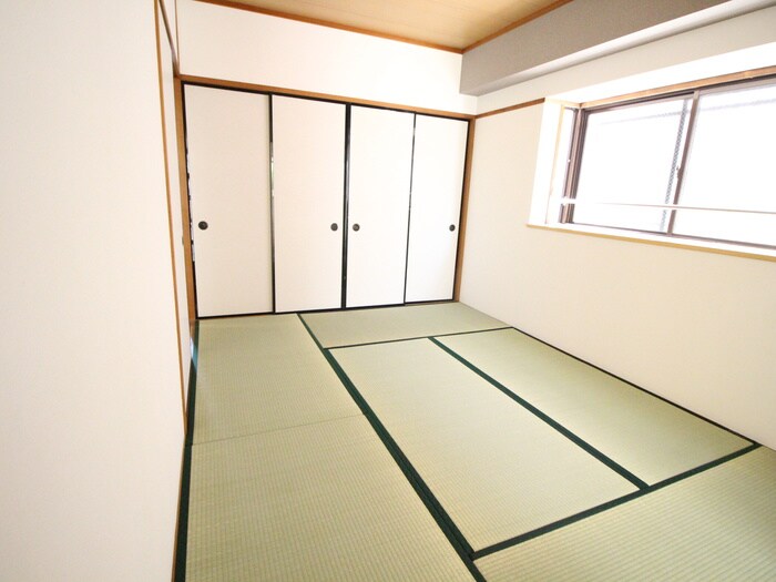 物件内観写真11　(居室)