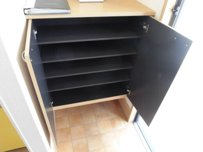 物件内観写真13　(靴箱)