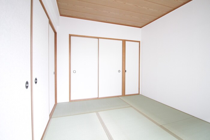 物件内観写真9　(居室)