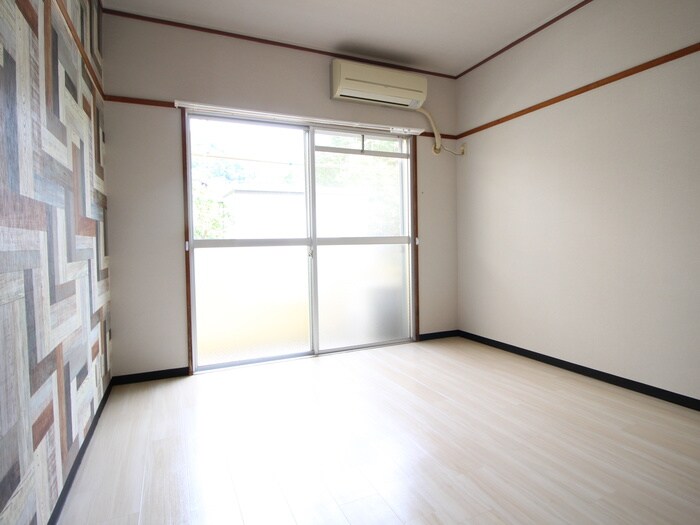 物件内観写真22　(居室)