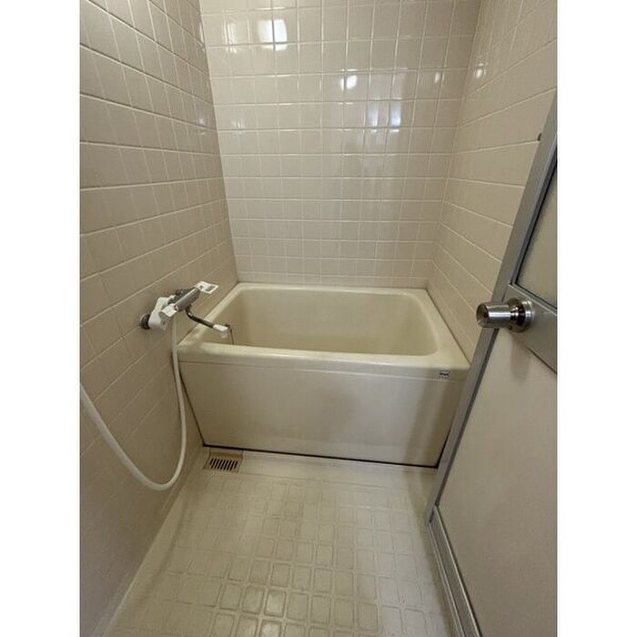 物件内観写真9　(バス／シャワールーム等)