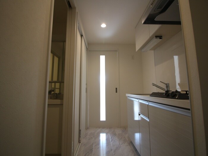 物件内観写真10　(廊下)