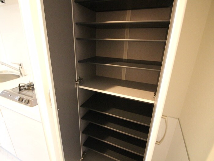 物件内観写真14　(靴箱)