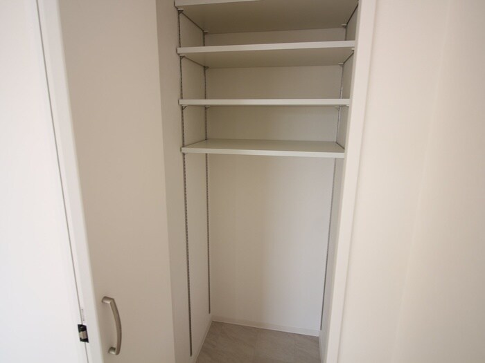 物件内観写真17　(収納)