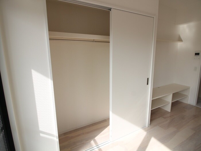 物件内観写真18　(居室)