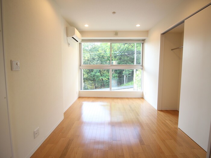 物件内観写真19　(居室)