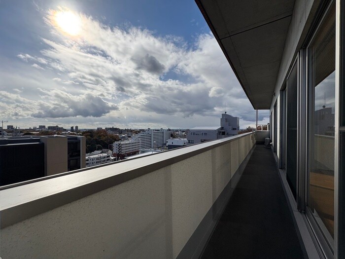 物件内観写真22　(室内からの展望)