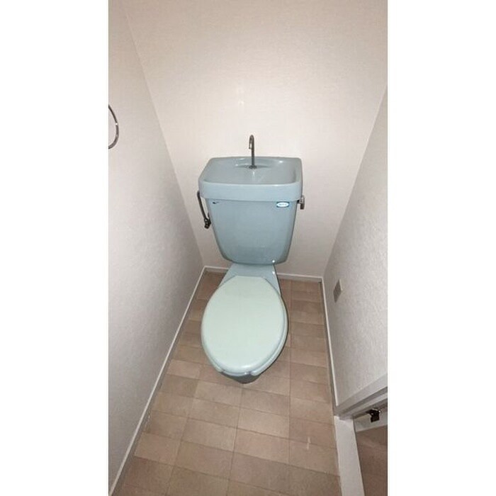 物件内観写真11　(トイレ)