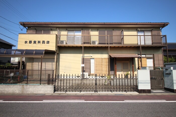 物件外観写真4　(外観写真)