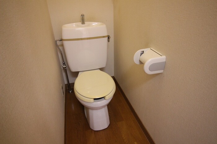 物件内観写真16　(トイレ)