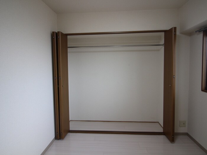 物件内観写真17　(収納)