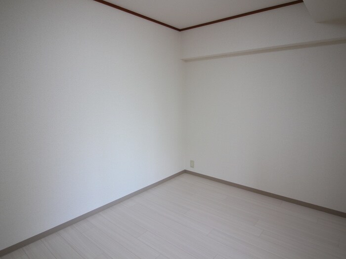 物件内観写真22　(居室)