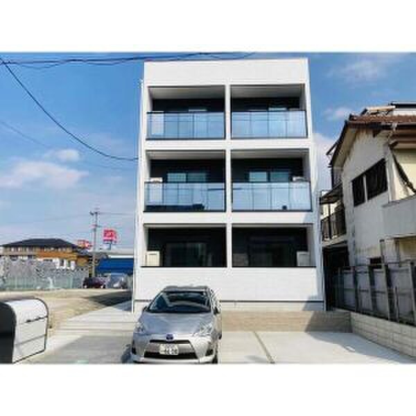 物件外観写真2　(外観写真)