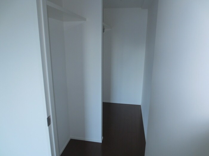 物件内観写真10　(収納)