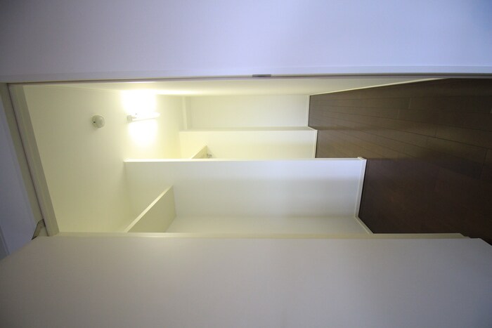 物件内観写真11　(収納)