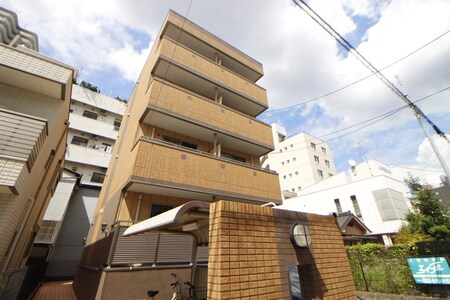 ラフィーネ志賀本通外観写真